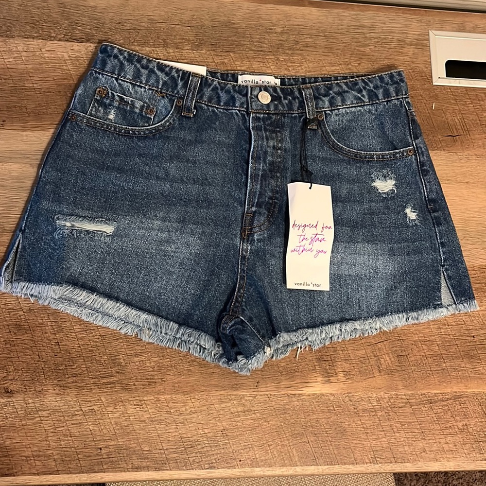 NWT Vanilla Star High Rise Shorts size 28